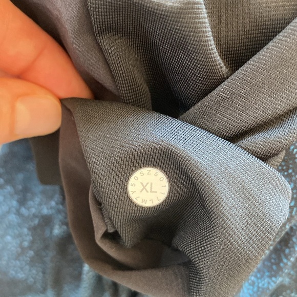 Lululemon pace breaker shorts linerless men’s XL EUC blue - Picture 6 of 7